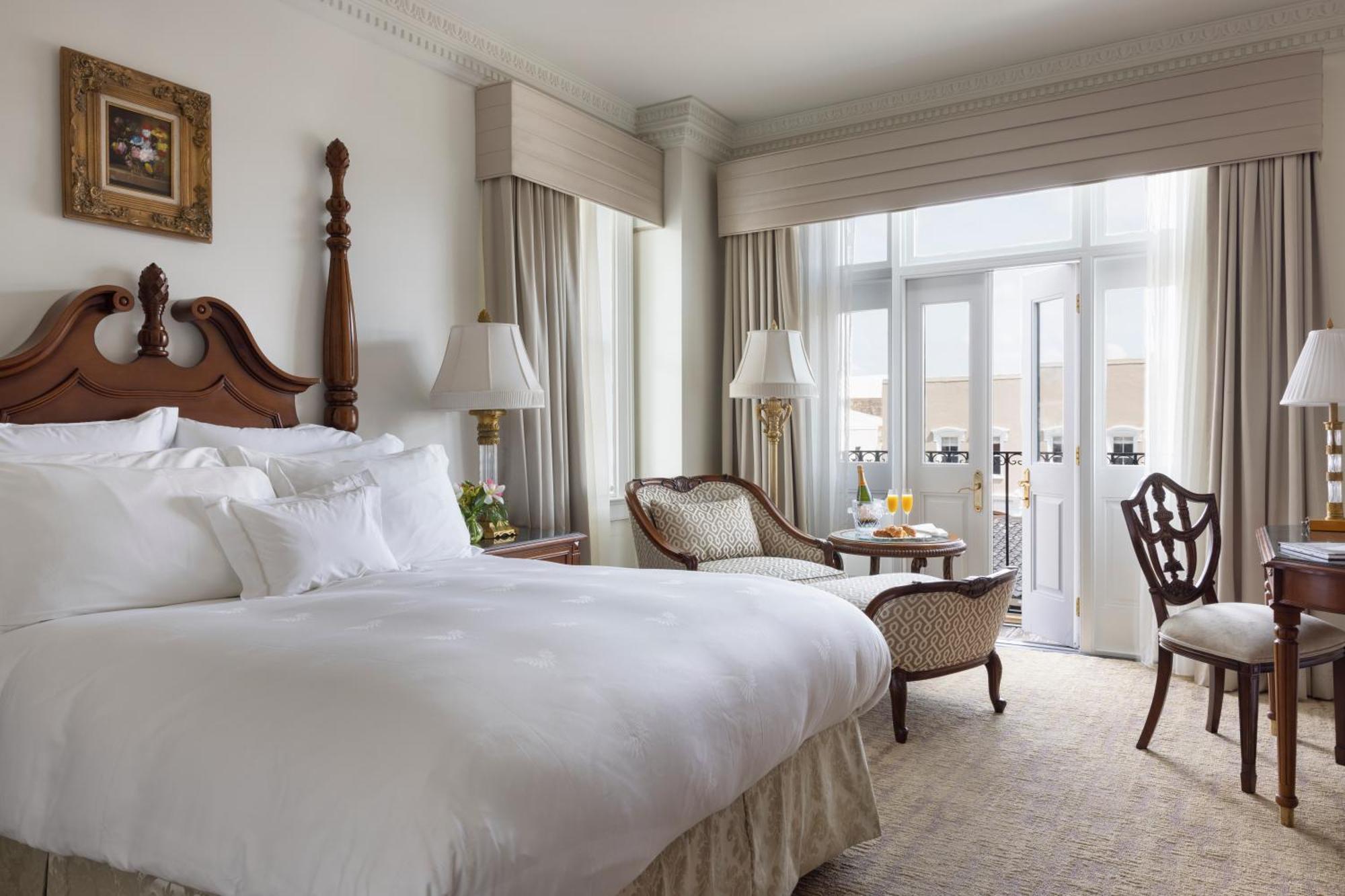 Luxury King Room,1645660732:JPEG