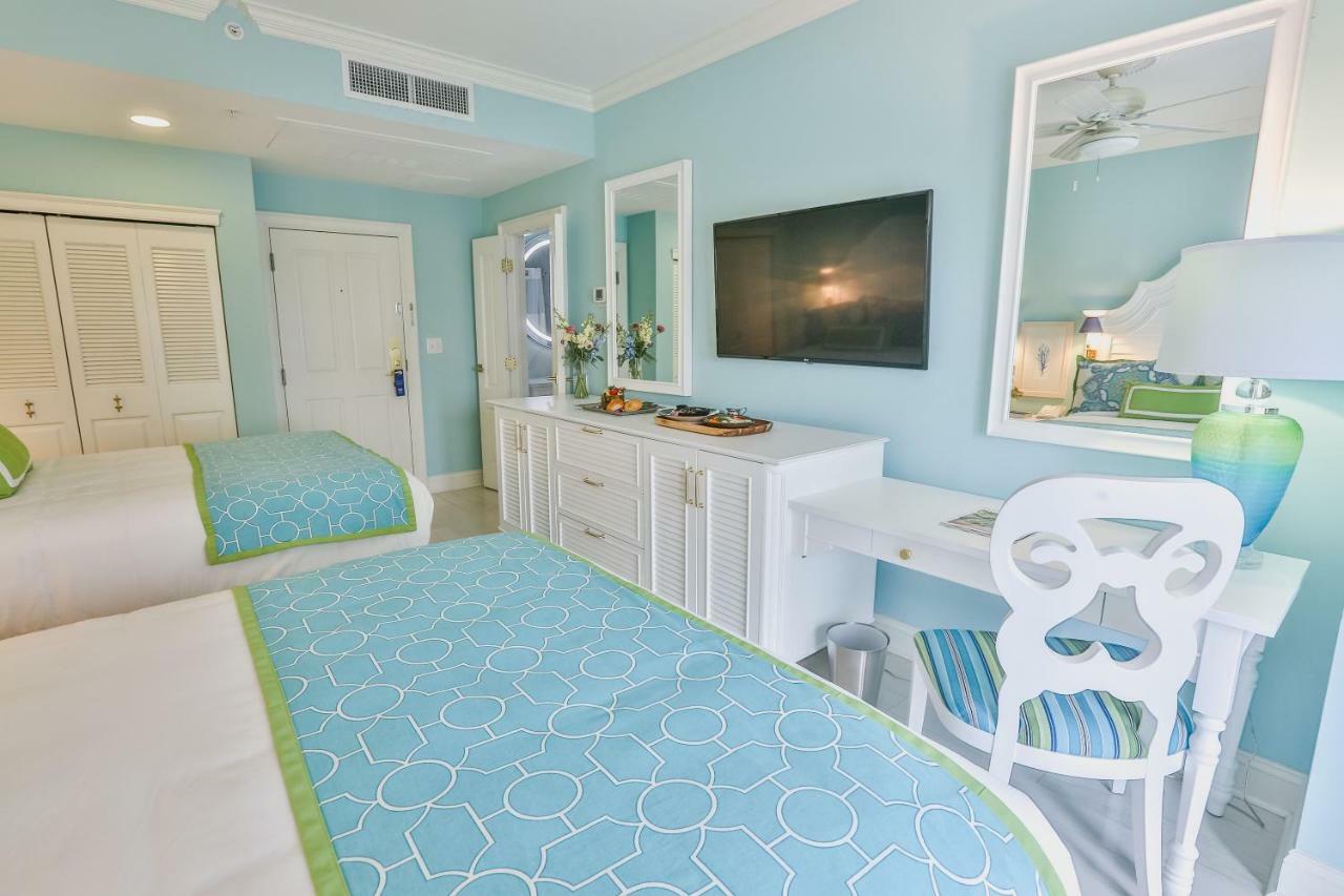 Superior Room with Two Queen Beds - Harbor View and Balcony