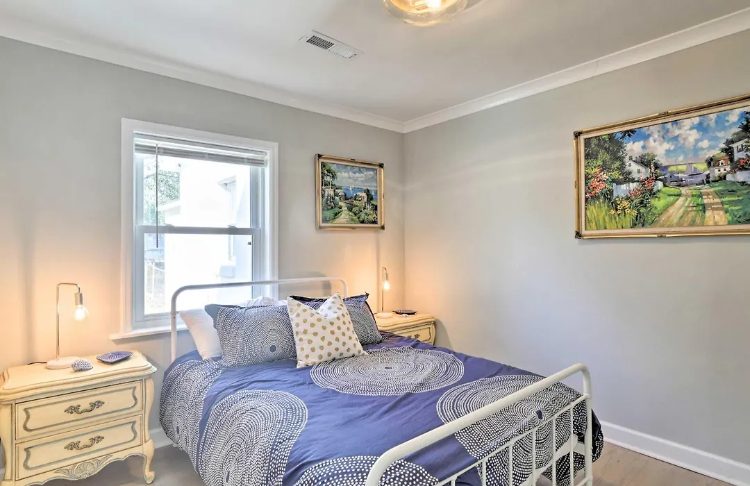 Chic Charleston Home - Half Mile To Park Circle!-1