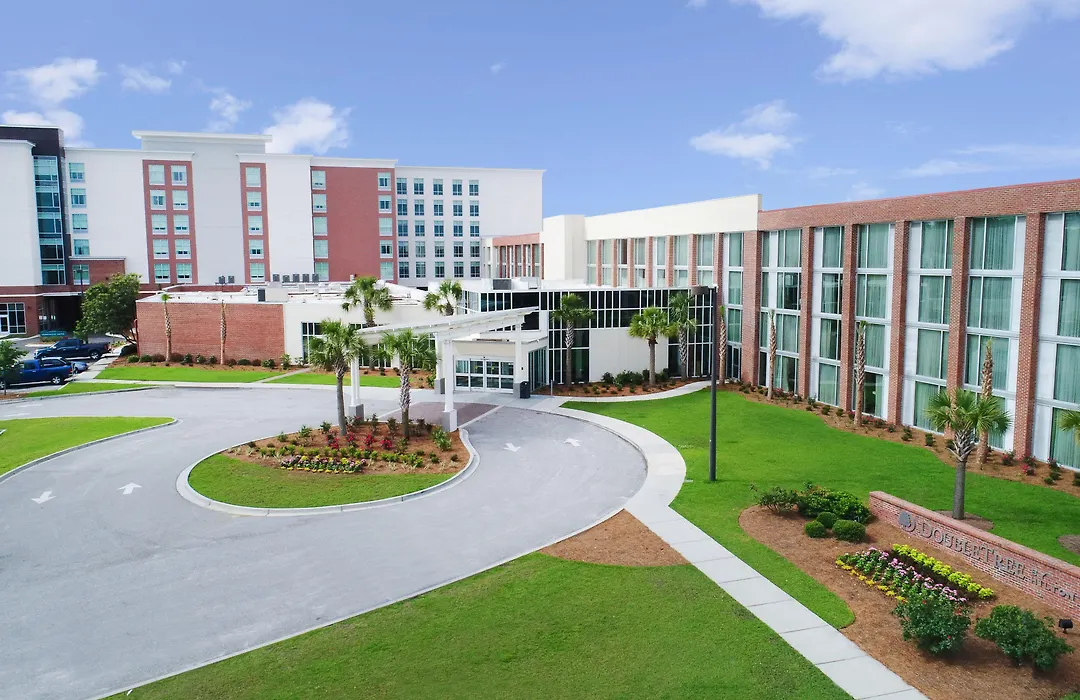 Doubletree Hotel & Suites Charleston Airport-1