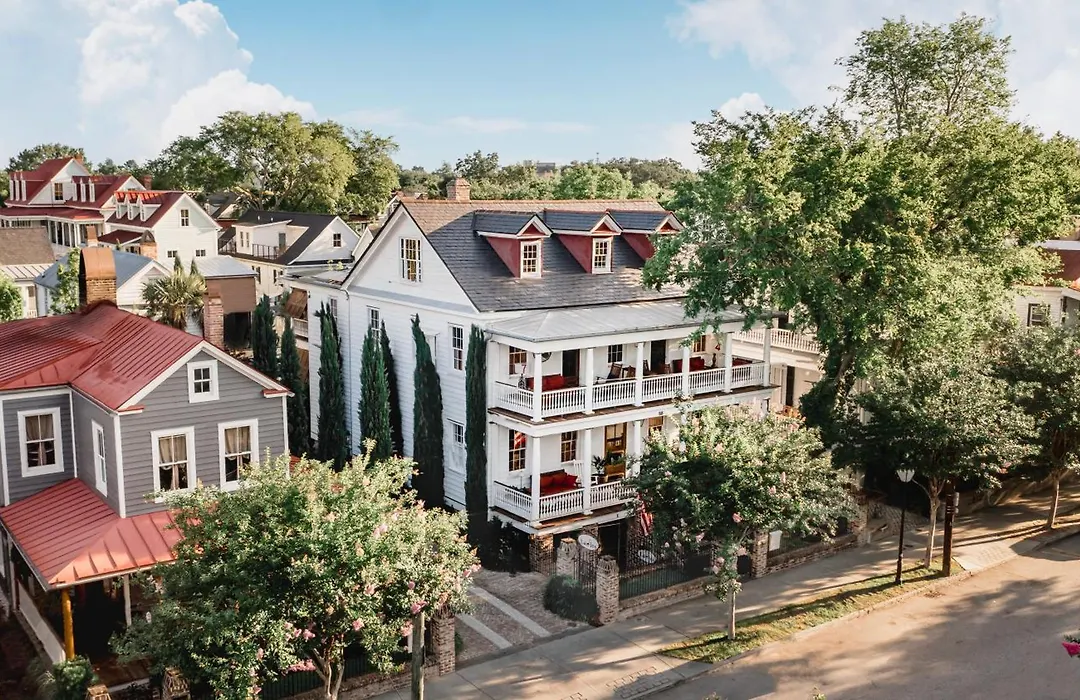 The Charlestonian-1