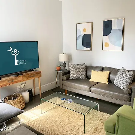 Indigo Suite At Morrison Manor-2