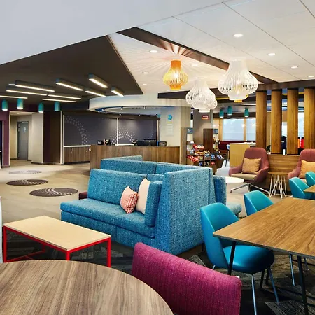 Tru By Hilton Charleston Airport-2