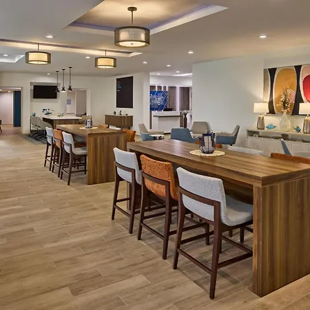 Holiday Inn Express & Suites Charleston Dwtn - Medical Ctr By Ihg-3