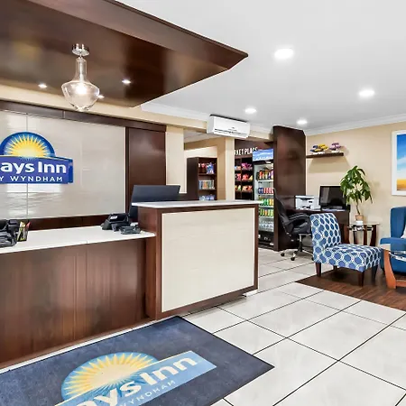 Days Inn By Wyndham Goose Creek-3
